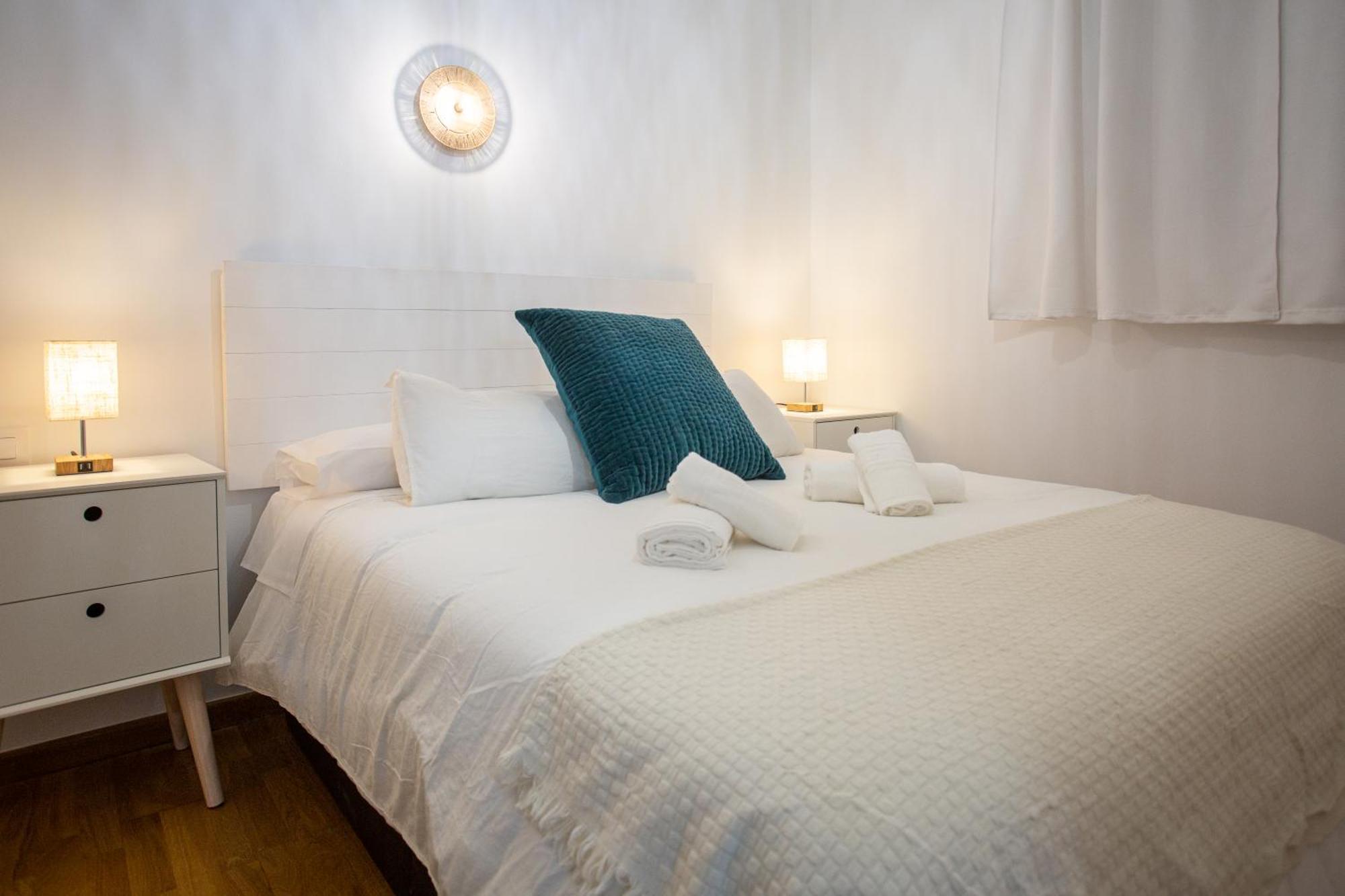 Wish Suite Conde De Sevilla Екстериор снимка